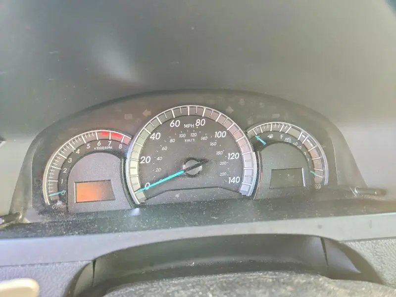 2014 TOYOTA CAMRY SE  