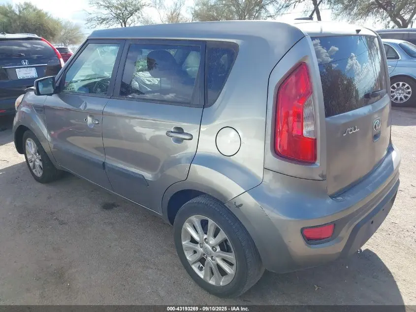 2013 KIA SOUL +