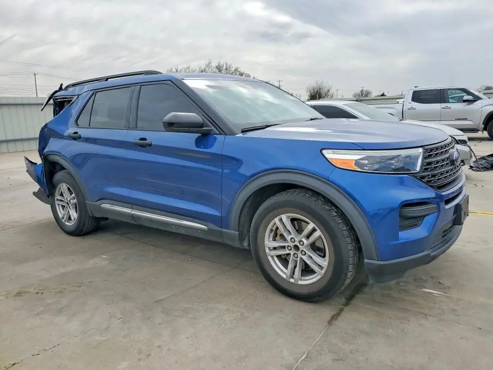 2021 FORD EXPLORER XLT  