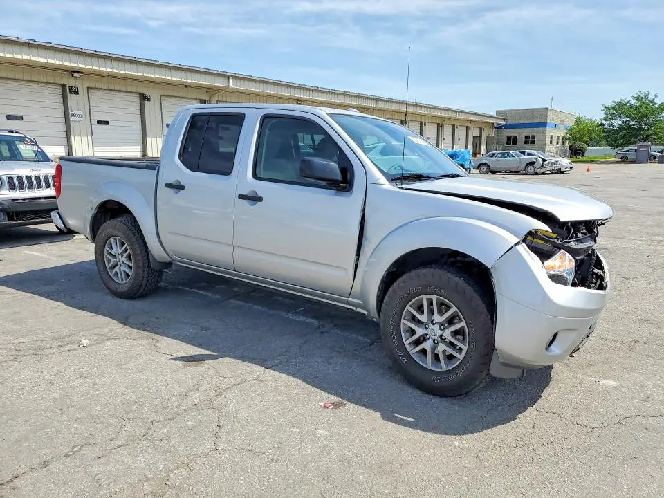 2016 NISSAN FRONTIER SV  