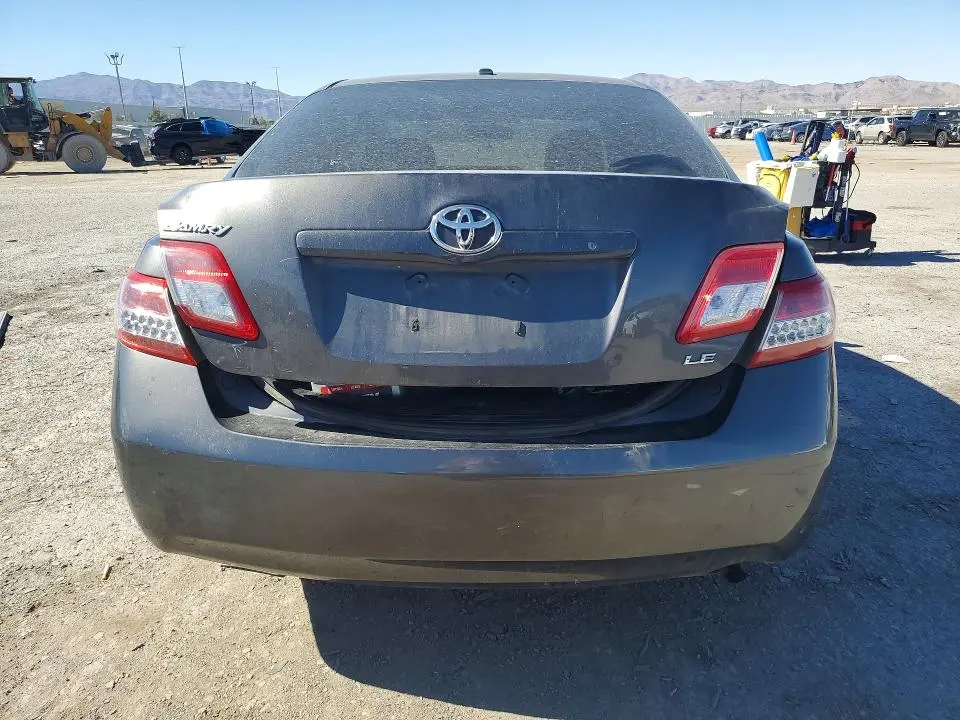 2010 TOYOTA CAMRY LE  