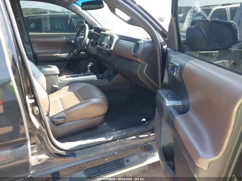 2016 TOYOTA TACOMA LIMITED