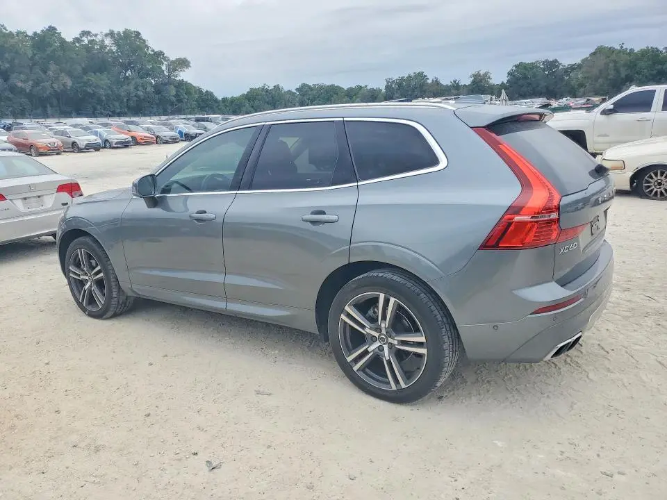 2019 VOLVO XC60 T5 MOMENTUM  