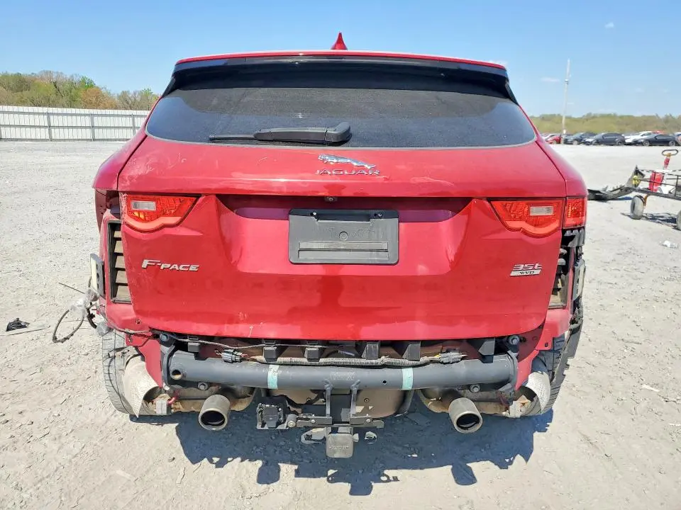 2017 JAGUAR F-PACE   