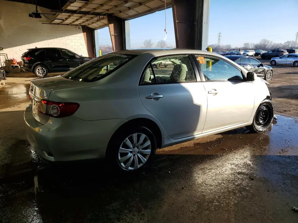 2012 TOYOTA COROLLA LE  