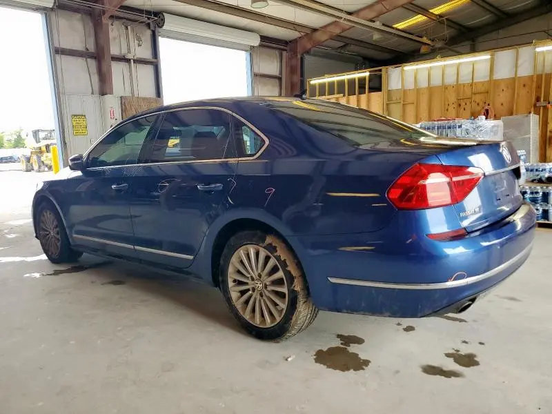 2016 VOLKSWAGEN PASSAT SE  