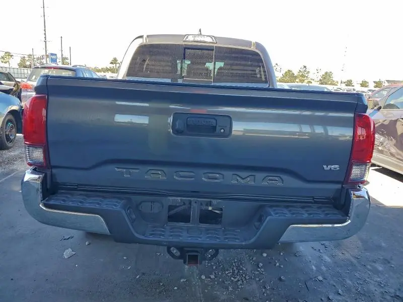 2018 TOYOTA TACOMA DOUBLE CAB  