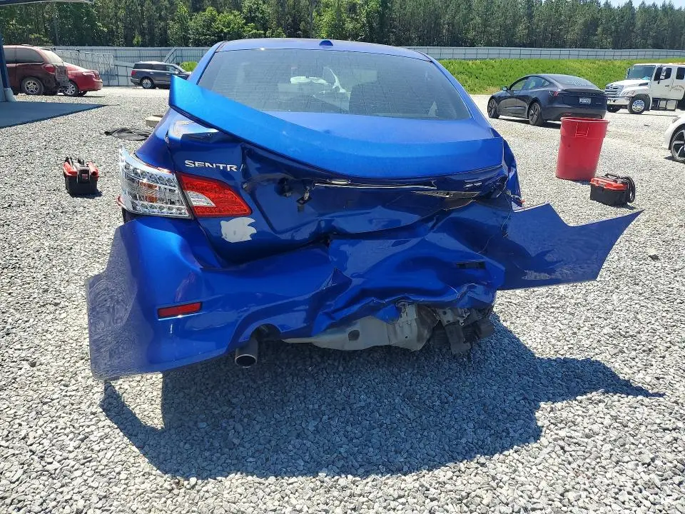 2015 NISSAN SENTRA SR  