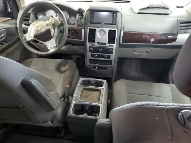 2010 CHRYSLER TOWN & COUNTRY TOURING  