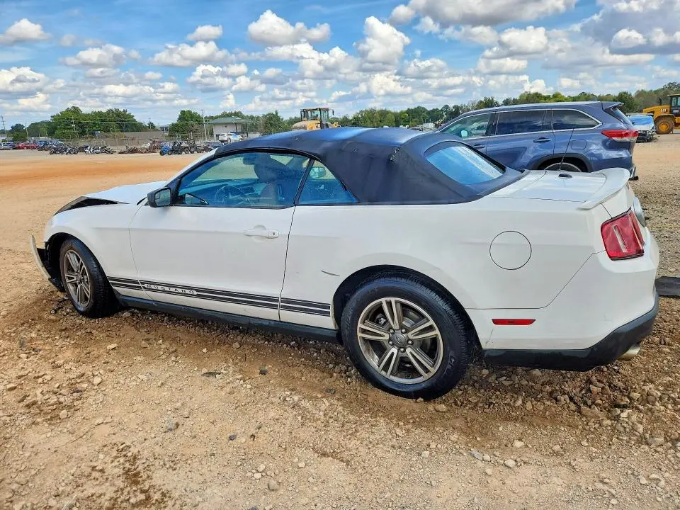 2011 FORD MUSTANG   