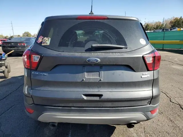2019 FORD ESCAPE SE  