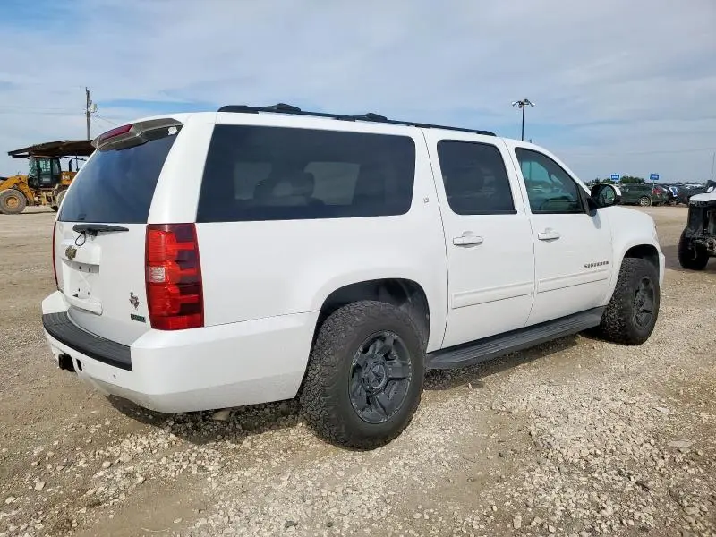2011 CHEVROLET SUBURBAN C1500 LT  