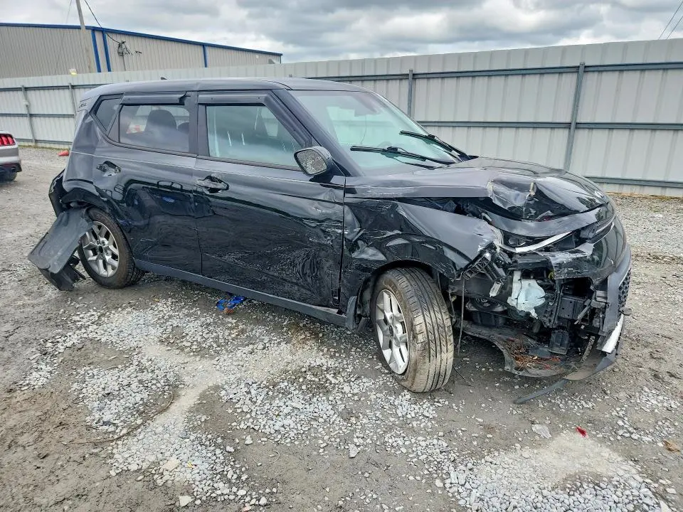 2020 KIA SOUL S  
