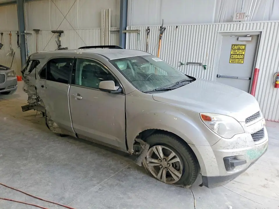 2015 CHEVROLET EQUINOX LT  