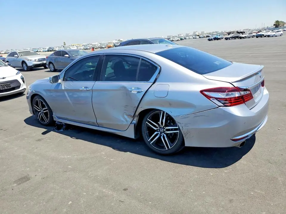 2017 HONDA ACCORD TOURING  