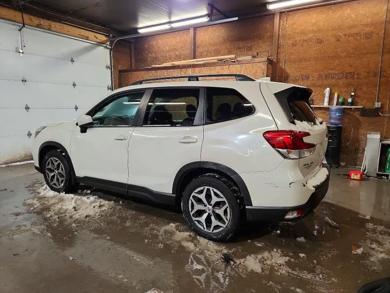 2019 SUBARU FORESTER PREMIUM  