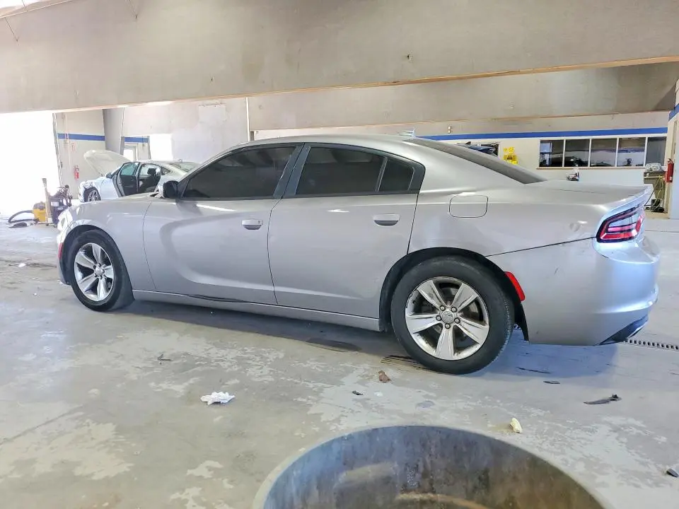 2016 DODGE CHARGER SXT  