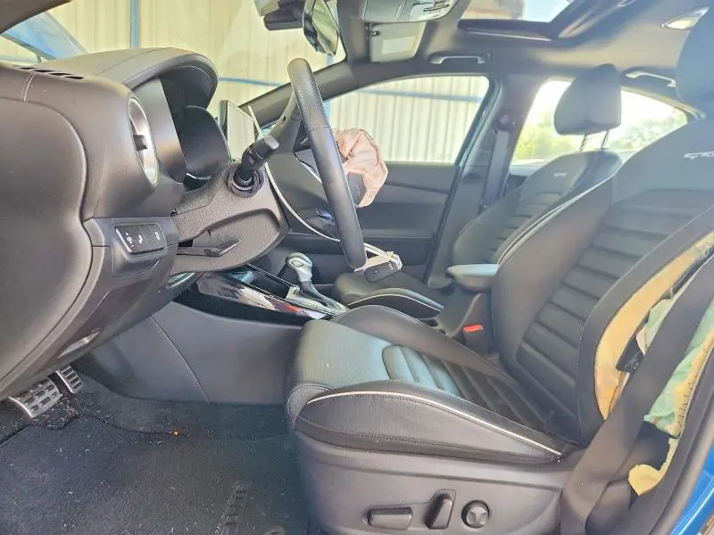 2022 KIA FORTE GT LINE  