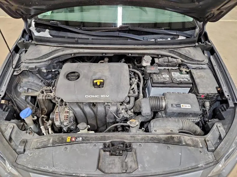 2018 HYUNDAI ELANTRA SE  