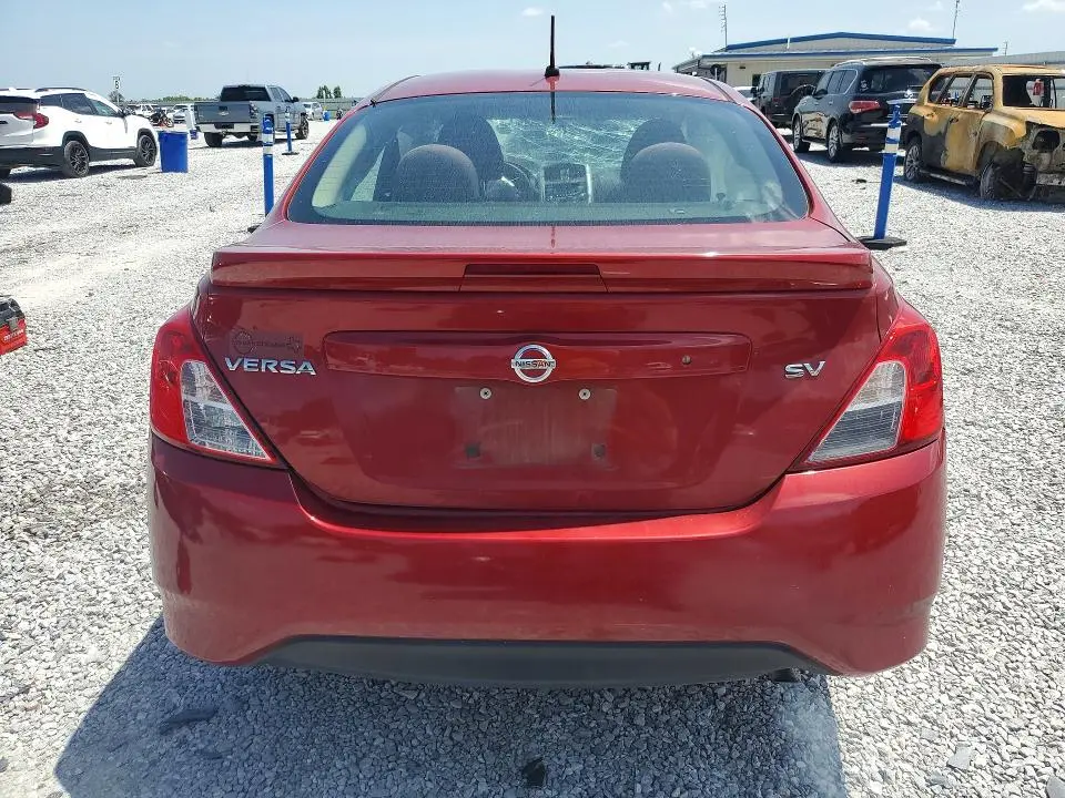 2018 NISSAN VERSA SV  