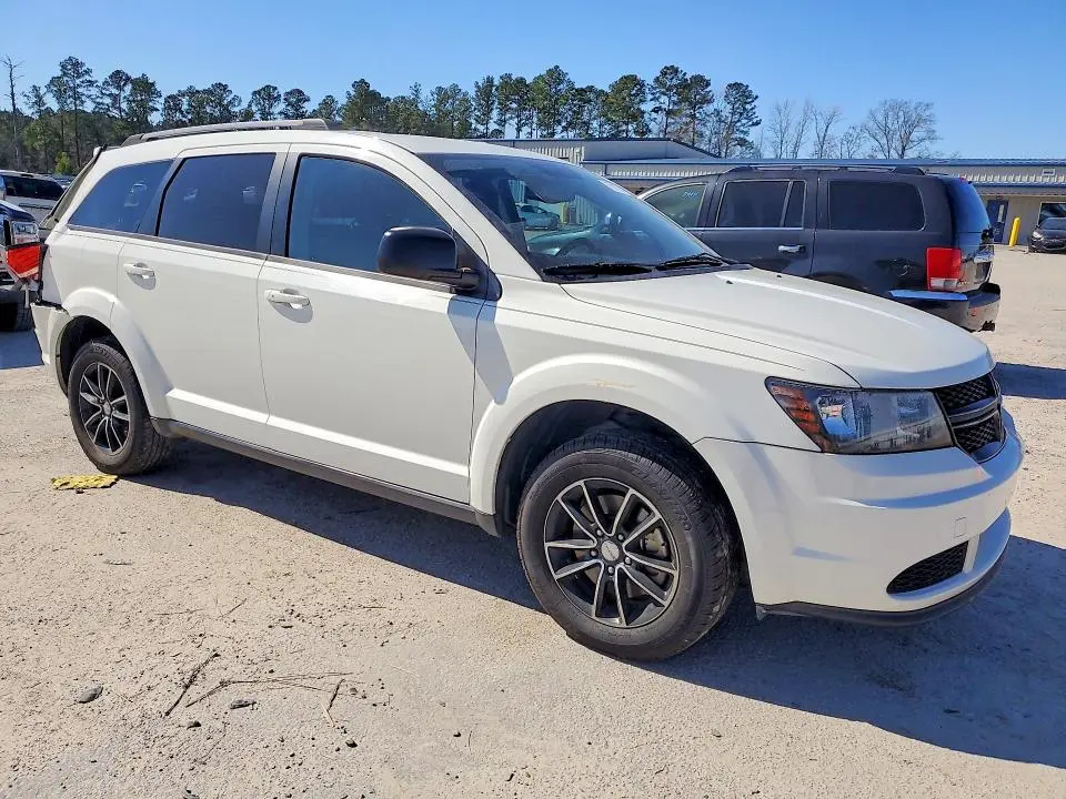 2017 DODGE JOURNEY SE  