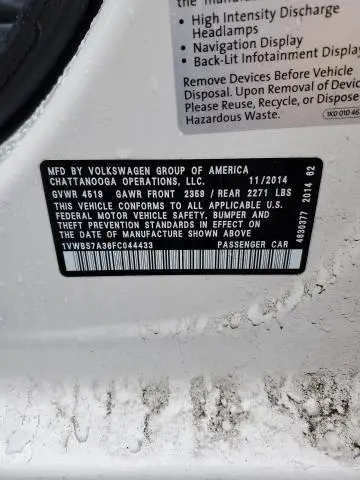 2015 VOLKSWAGEN PASSAT SE  