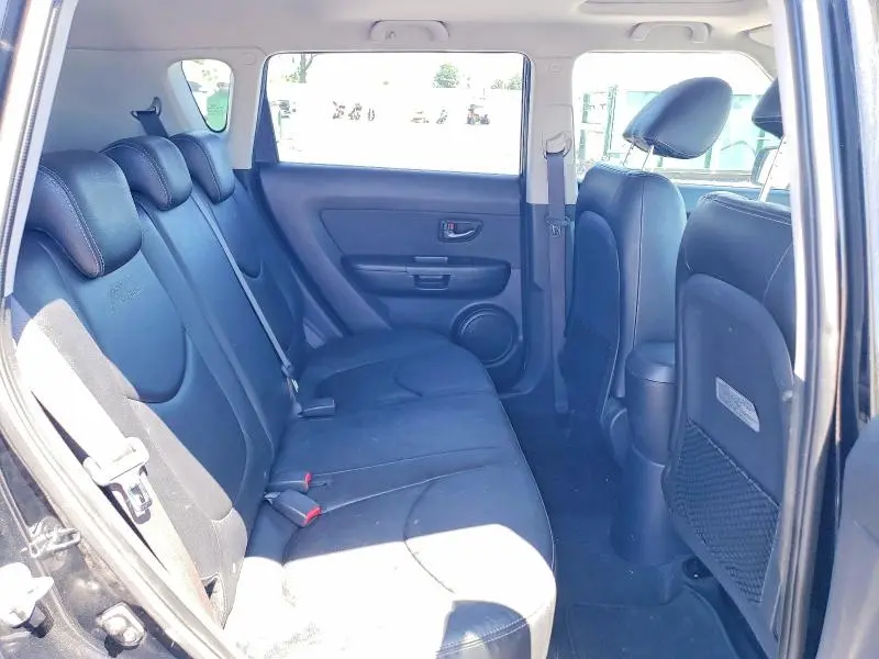 2010 KIA SOUL +  