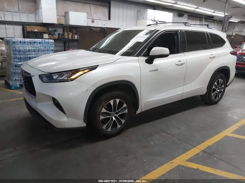 2020 TOYOTA HIGHLANDER HYBRID XLE