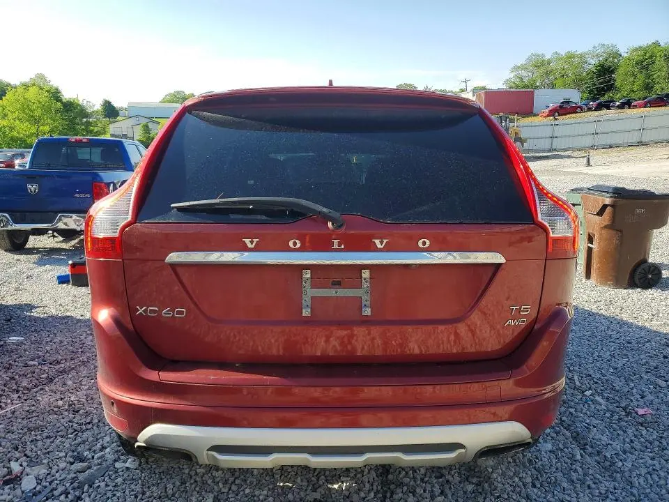 2017 VOLVO XC60 T5 DYNAMIC  