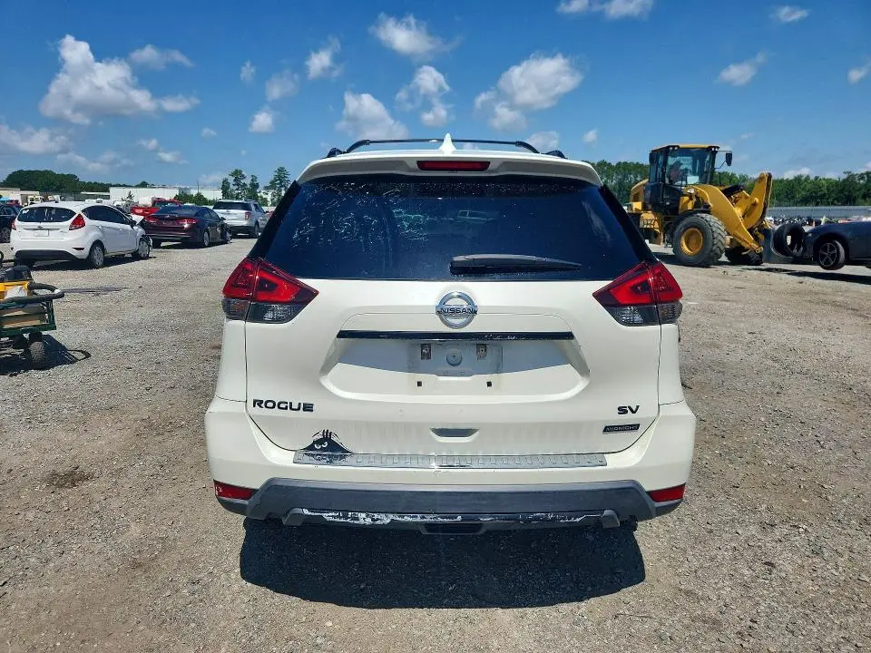 2018 NISSAN ROGUE SV  