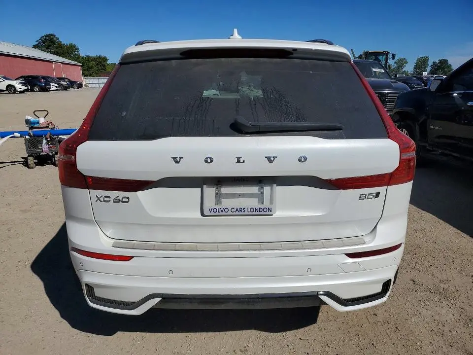 2025 VOLVO XC60 ULTRA  