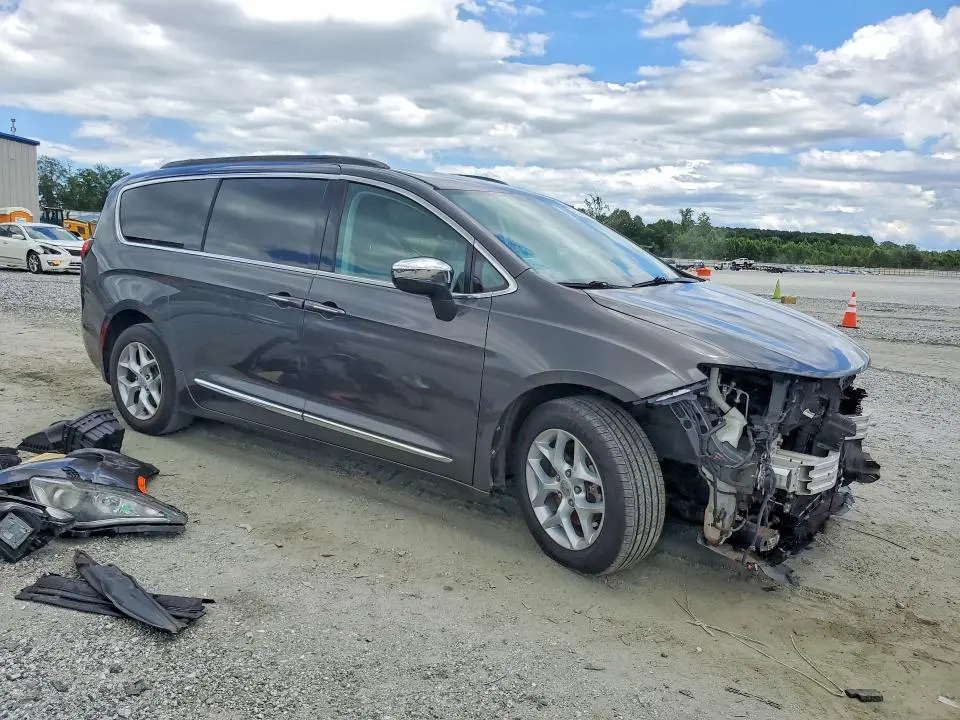 2017 CHRYSLER PACIFICA TOURING L  