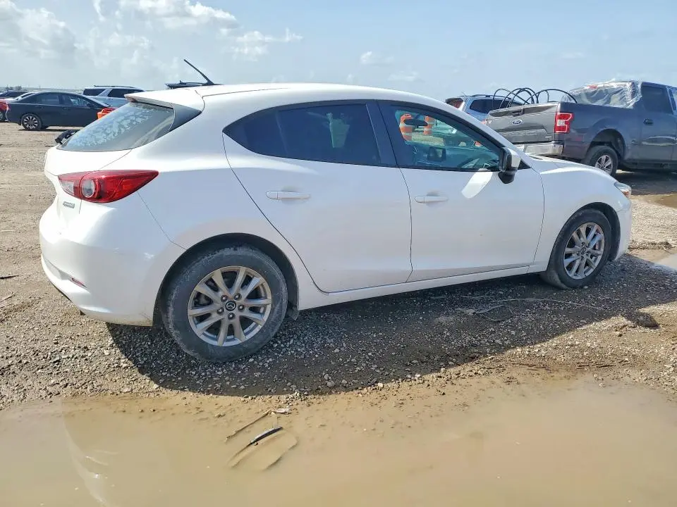 2017 MAZDA 3 SPORT  
