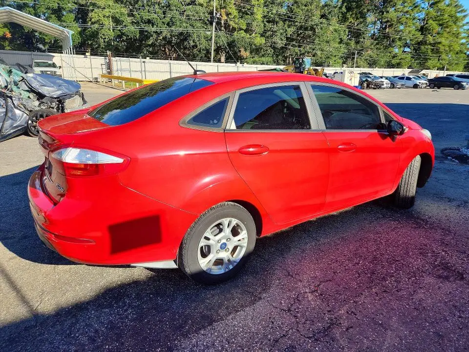 2015 FORD FIESTA SE  