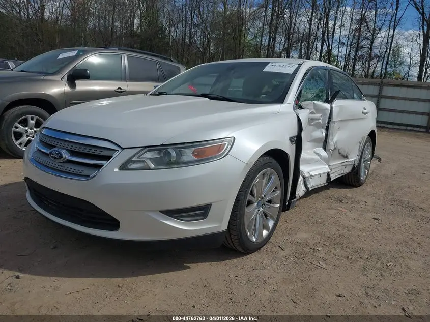 2010 FORD TAURUS LIMITED