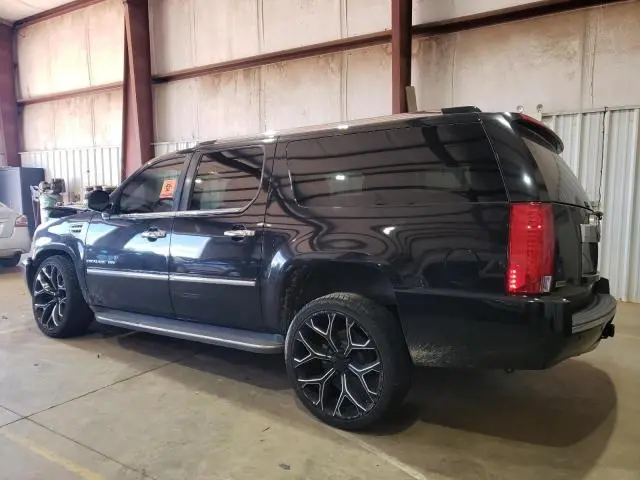 2012 CADILLAC ESCALADE ESV LUXURY  