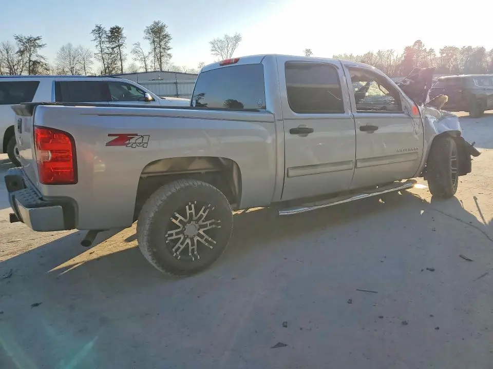 2013 CHEVROLET SILVERADO K1500 LT  