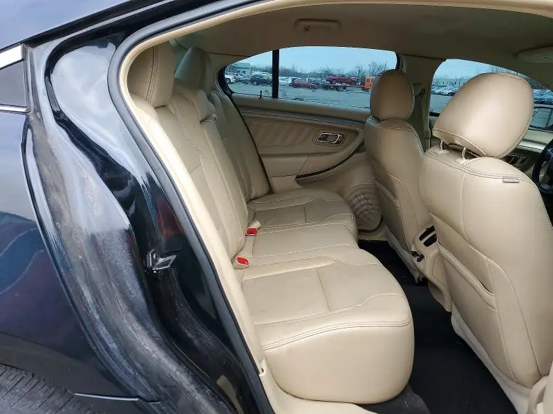 2015 FORD TAURUS SEL  