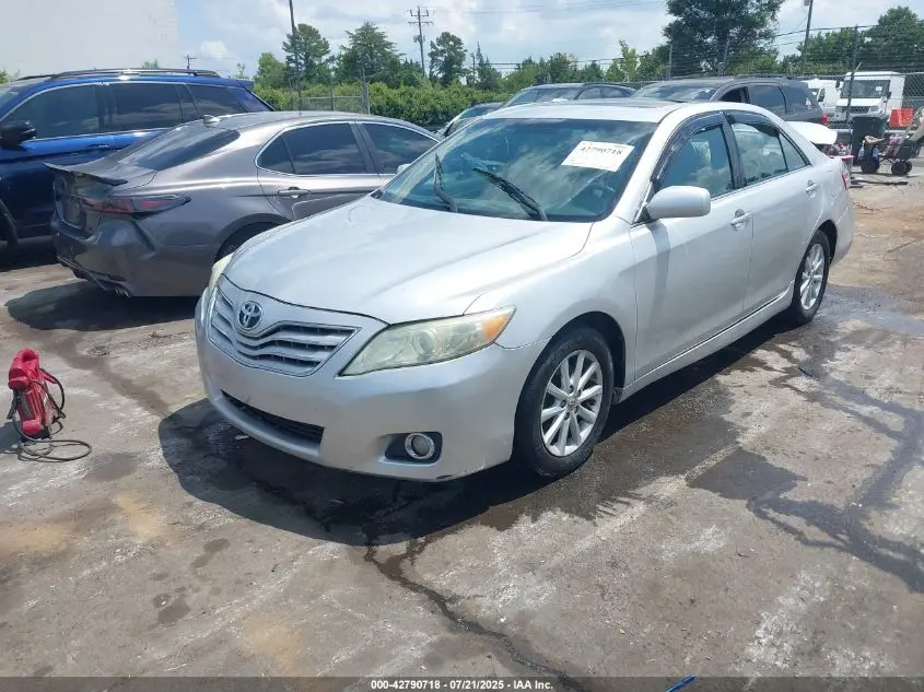 2010 TOYOTA CAMRY XLE