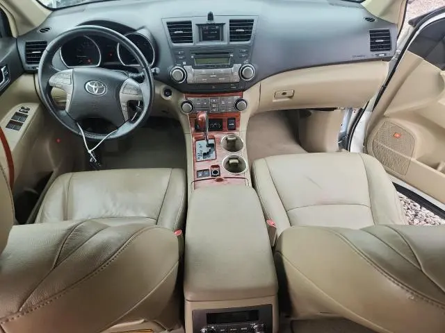 2010 TOYOTA HIGHLANDER LIMITED  