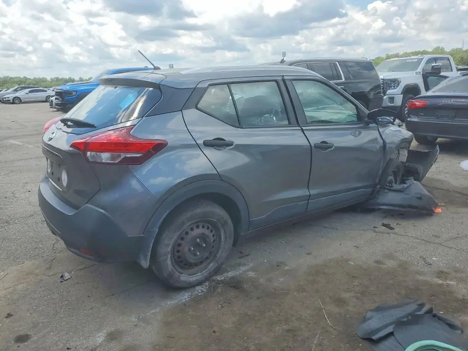 2018 NISSAN KICKS S  