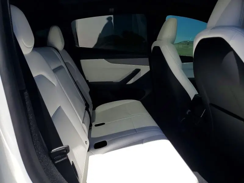 2026 TESLA MODEL Y   
