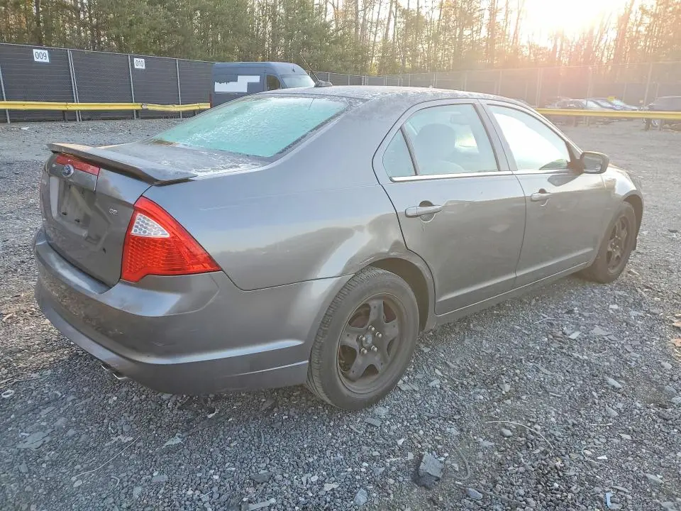 2010 FORD FUSION SE  