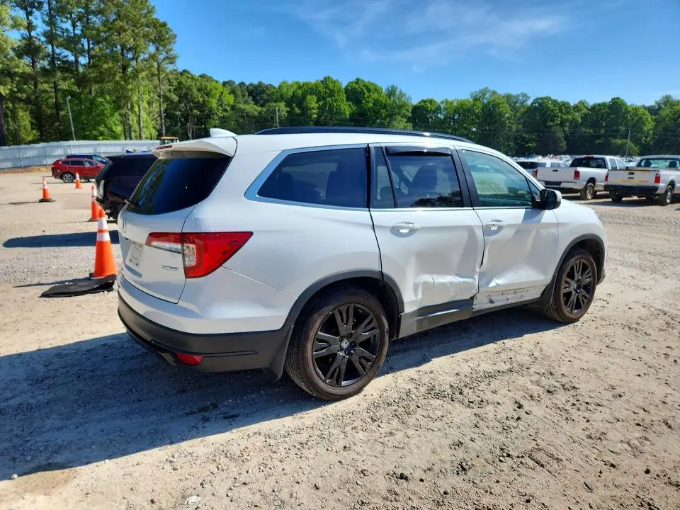 2022 HONDA PILOT SE  
