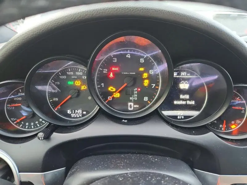 2017 PORSCHE CAYENNE   