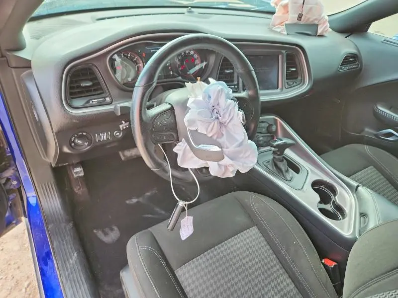 2021 DODGE CHALLENGER SXT  