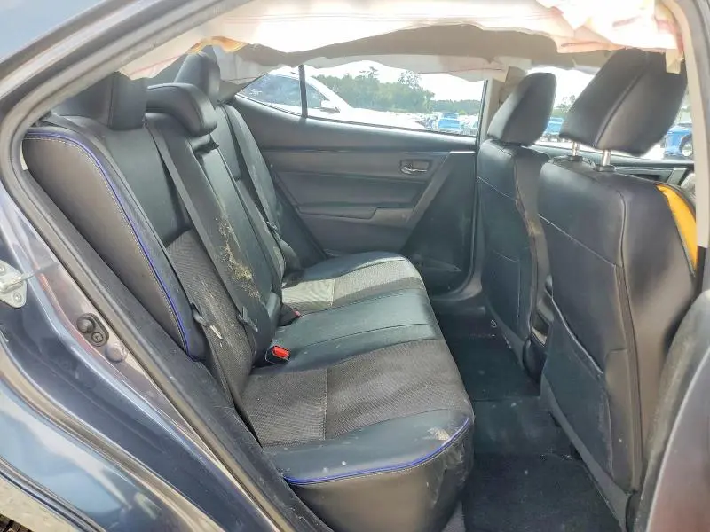 2018 TOYOTA COROLLA SE  