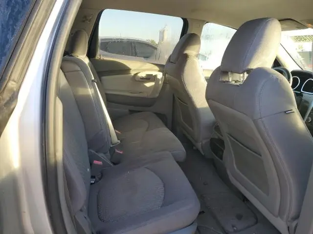 2010 CHEVROLET TRAVERSE LT  