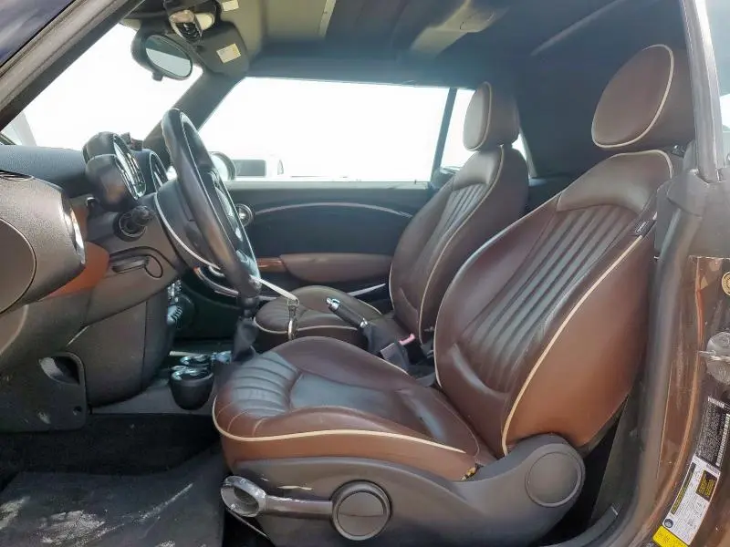 2011 MINI COOPER S  