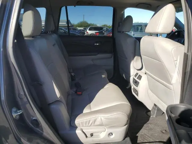 2017 HONDA PILOT TOURING  